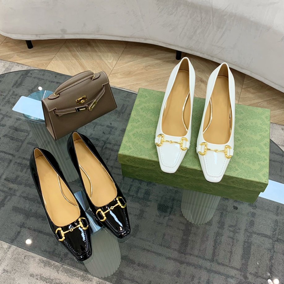 

Designer Women Sandals Luxury Lady Office Dress Shoe High-heeled Shoes Woman Casual Shoes Summer Beach Party Top Quality 100% Cowhide Patent Leather Triangle Button, Black