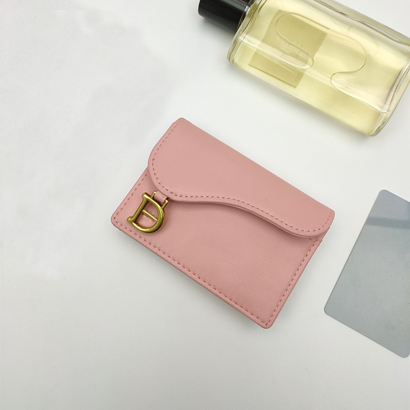 

High-quality Fashion Unisex Sheepskin Card Bag Trend of The Same Saddle Style Card Holder Leather Simple Classic Wallet D117525, Black