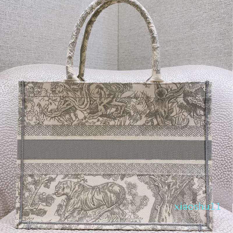 

2022 Purse Handbag Top Embroidered Tiger Luxury Big Brand Large Capacity Shopping Bag One Shoulder Handmade Double-sided Flower jj415, Blue