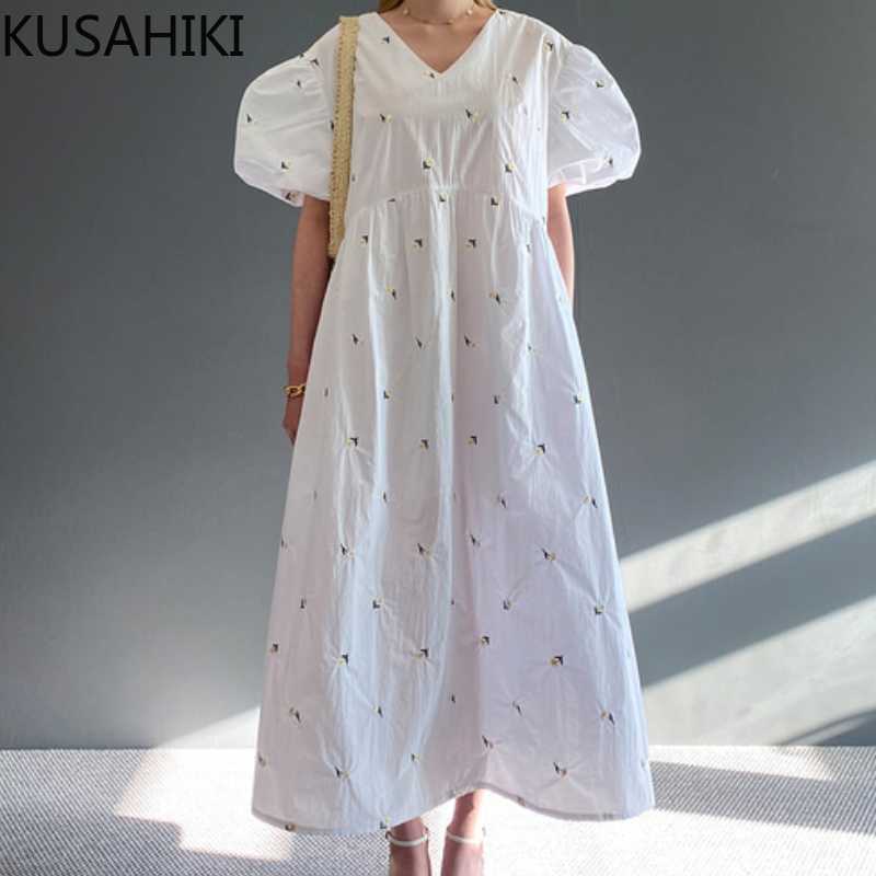 

KUSAHIKI Chic Floral Embroidery Woman Dress Korean Sweet Puff Sleeve V-neck Vestido Femme Causal High Waist A-line Dresses 6H579 210602, White