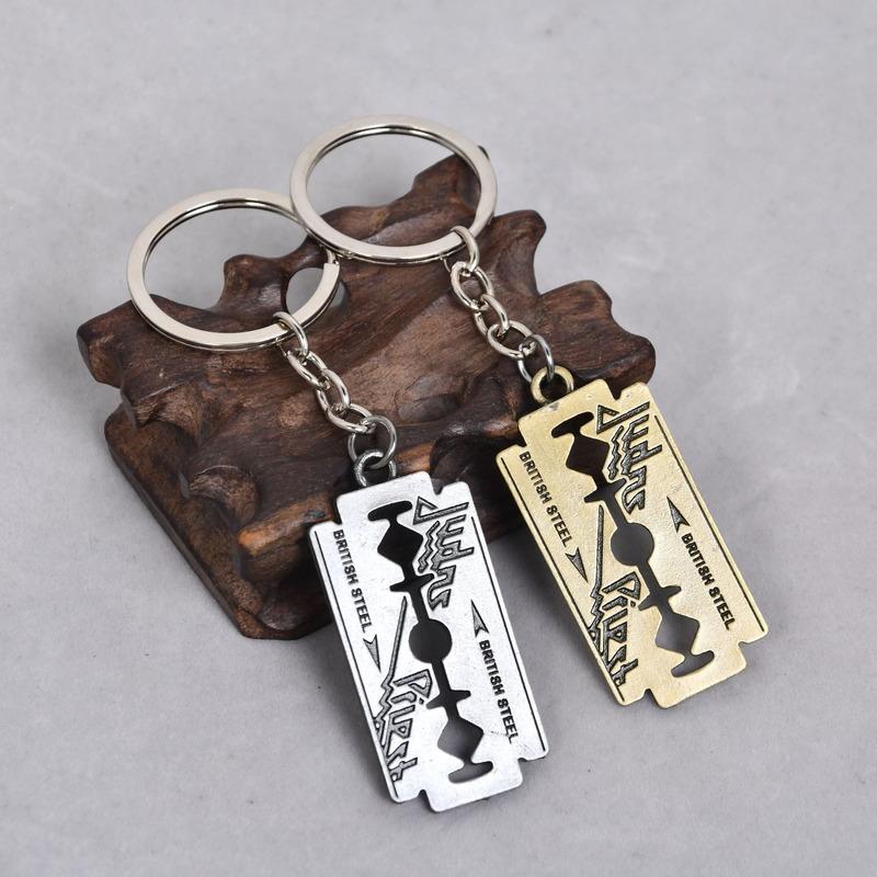 

Keychains British Rock Band Judas Priest Blade Keychain Personality Creative Razor Pendant Jewelry Key Ring