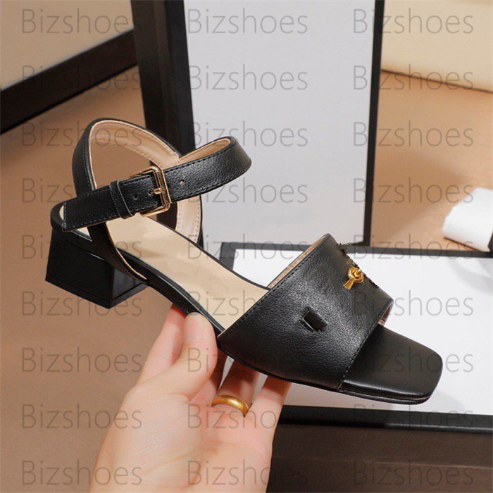 

Women's sandal with Horsebit open-toed sandals double ring bar design Ouverture Dark red White Black leather Designers, 01