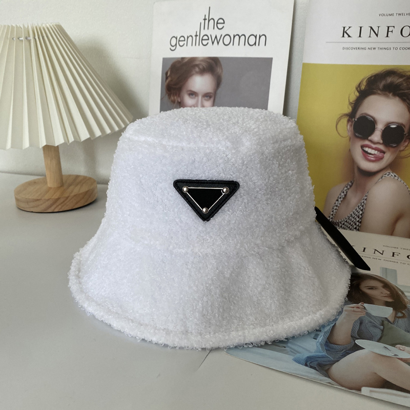 

2021 new bucket hat autumn winter Plush warm baseball cap letter logo men's and women's fisherman hat, Black