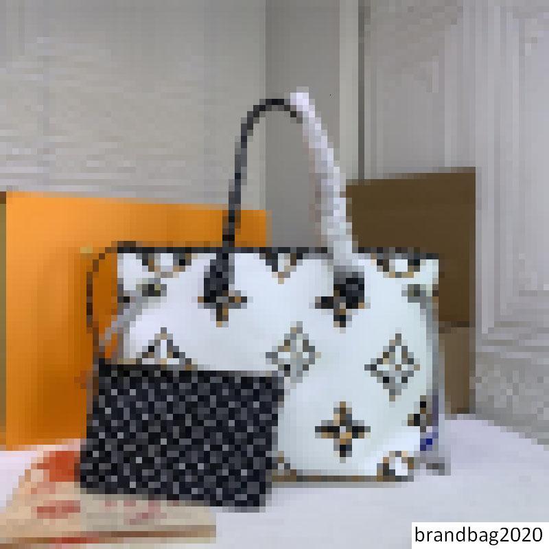 

MM Tote Bag Pouch Jungle Giant M44716 Auth New Size: 32x 29x 17