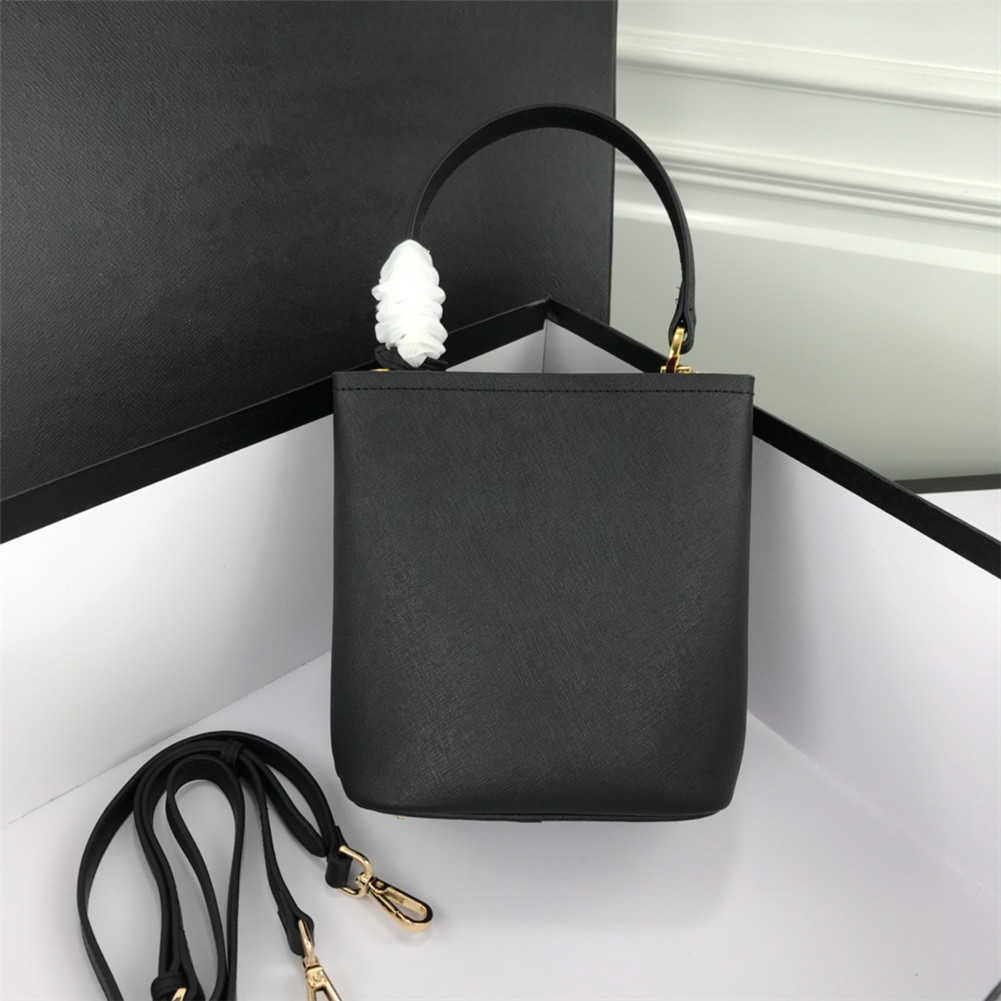

Hanghhangbag Luxury Designer Fashion Hand Handbag Handbags Backpack Wallet Purse Shoulder Crossbody Tote Bags Mini Bag solid color squa