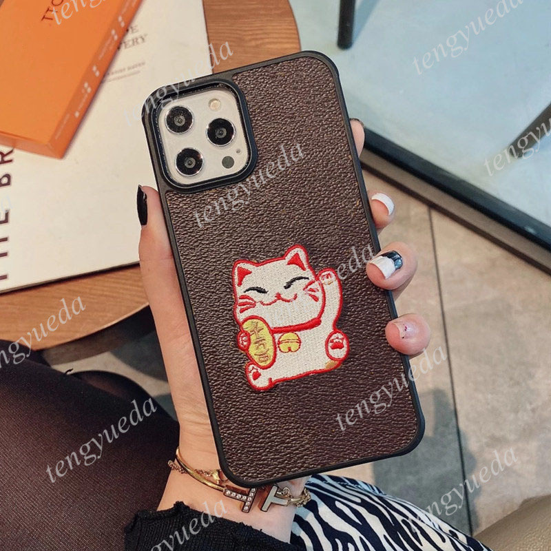 Brown Flower Designer Phone Cases for iphone 13 13pro 12 pro max 11 11pro XS XR Xsmax 7 8 plus High Quality TPU Letters Embroidery Cat Design Lux-image-696915940