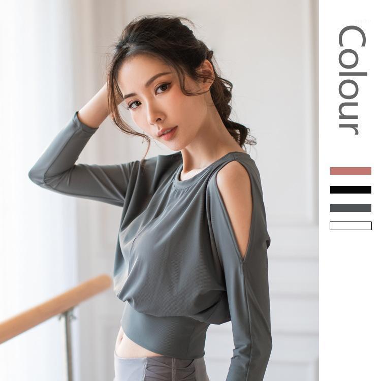 

Women Yoga Tops Fitness Breathable Shirts Sexy Naked Shoulder T-Shirts Sportswear Gym Workout Running Loose Outfit, Beige