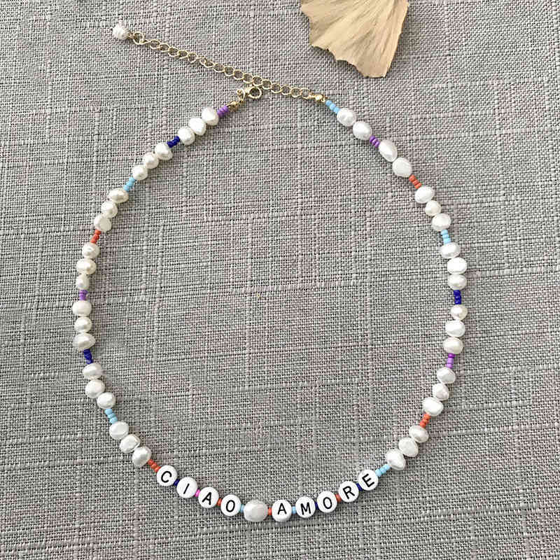 

Creative Yin Yang Charm Beads Pendant Necklace Baroque Freshwater Pearl Gossip Yellow Orange Blue Dice Necklace Stainless Steel Chain
