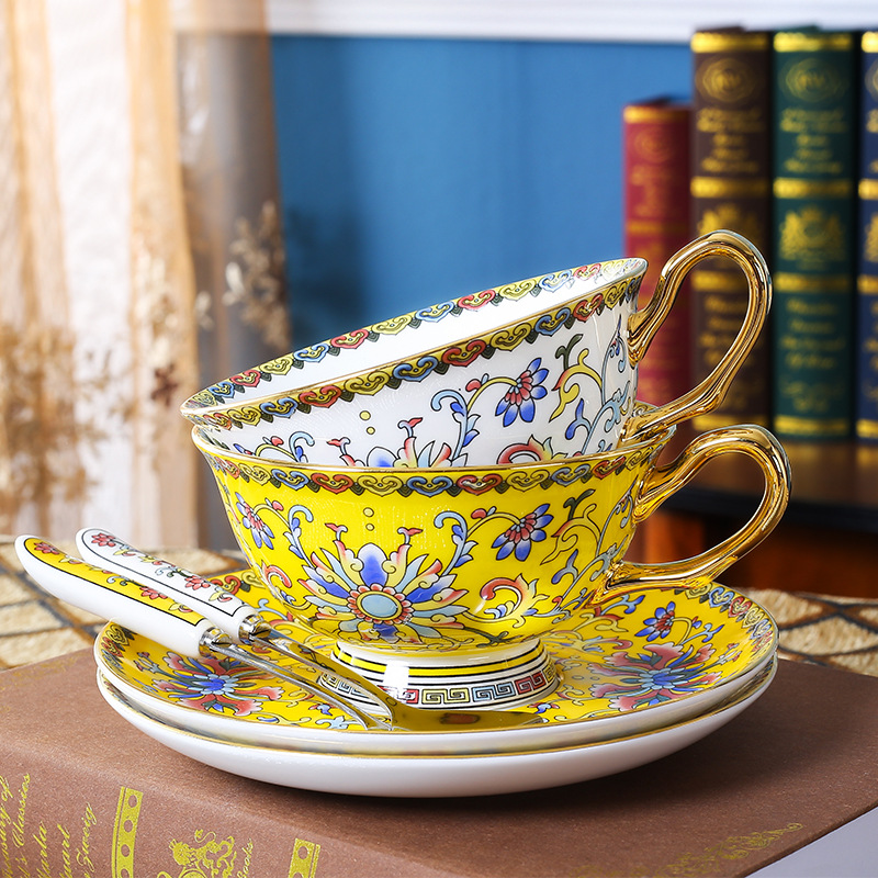 

European Bone China Enamel Coffee Cup and Saucer British Afternoon Tea Cup Set Household Retro Luxury Coffeware Set