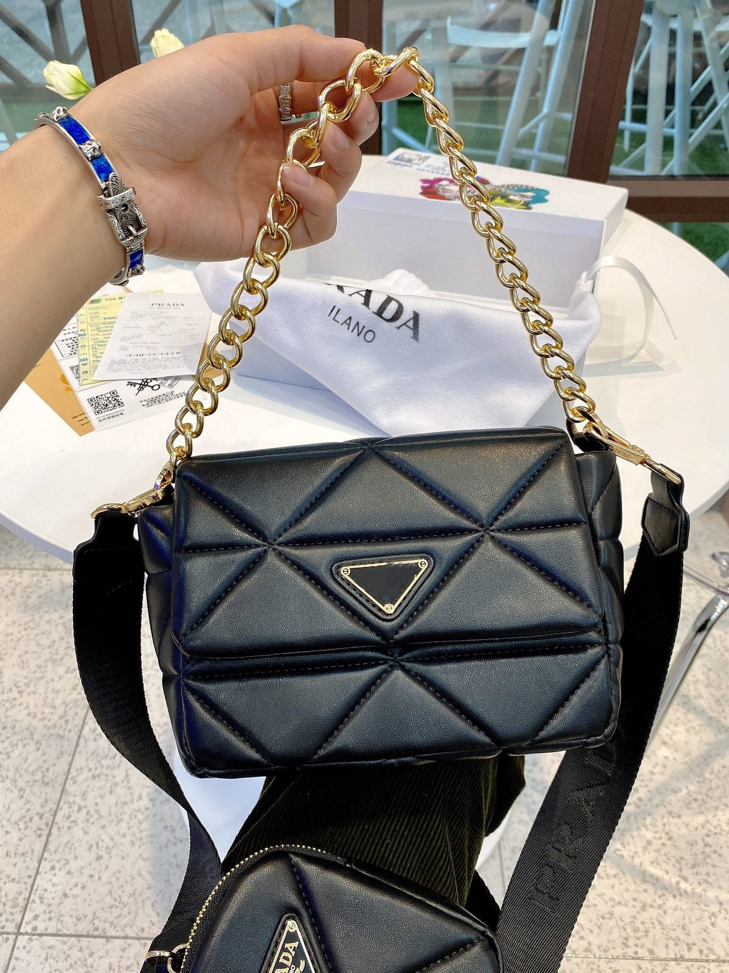 

Classic woman hand bags genuine leather flap clutch shoulder small Female package lamb purse gold chain fashion bag wholesale a8, Shipping fee