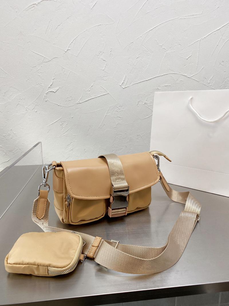 

Nylon Parachute Cloth Women's Flip Horizontal Version Business Casual One-shoulder Diagonal Flat Women Bag Cross Body, Black