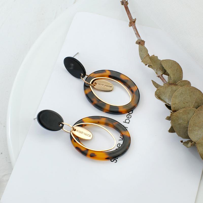 

Dangle & Chandelier 2021 Fashion Korean Leopard Drop Earrings For Women Bohemian Brown Oval Acrylic Disc Jewelry Gift