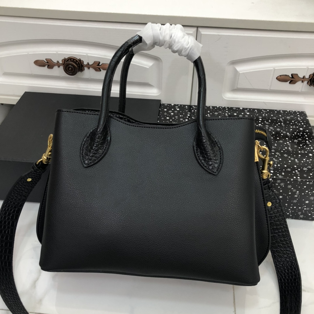 

2021 Designers Handbag Bag Luxurys handbags Ladies Shoulder men women messenger leather Designer Cross body Bags