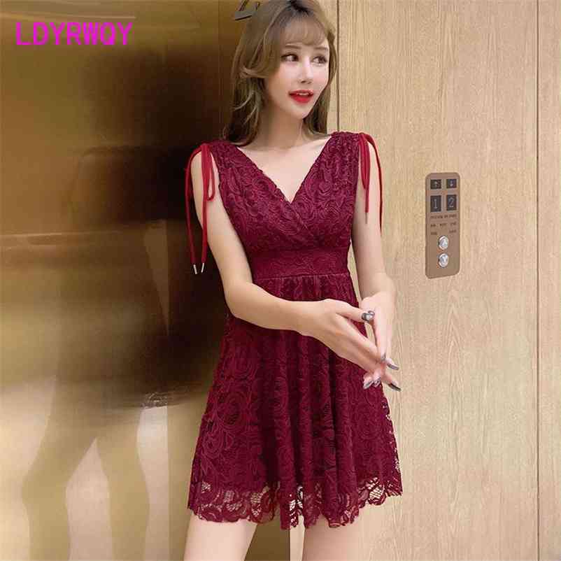 

LDYRWQY Summer Fashion Temperament V-neck Lace Sleeveless Slim Dress Office Lady Polyester 210603, Burgundy