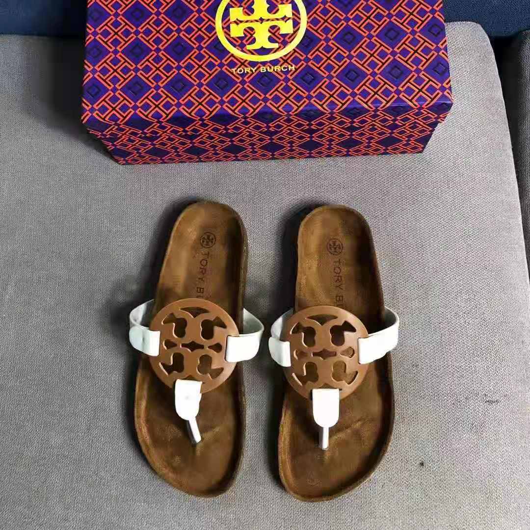 

Flat Slippers Women Luxurys Designers Sandals Girl Slides Sandalias Casual Leather Flip Flops Sizes 36-43 with Box, Black