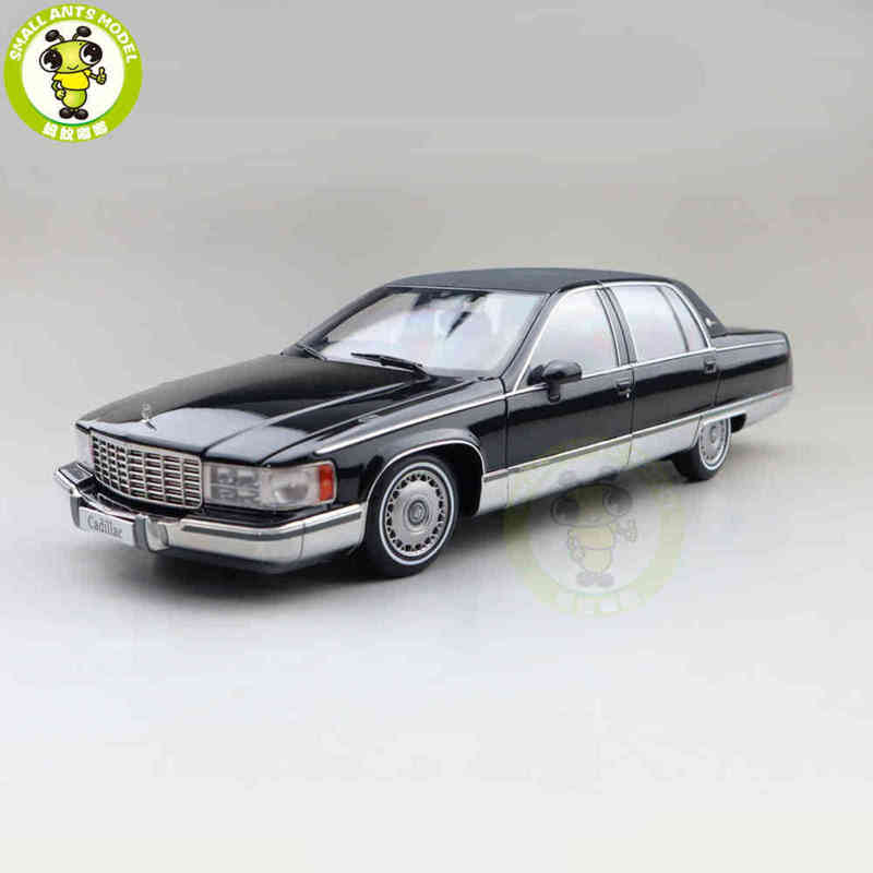 Children's toy car, GM Ftwood die cast toy, 1 / 18 USA-image-740199461