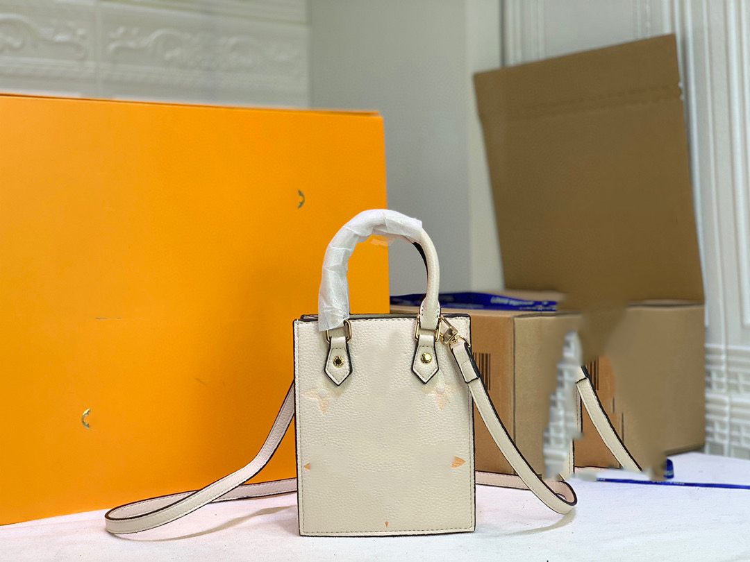 

Fashion Cross Body bag,Woman's Luxury Designer Mini handbag,Luggage, shoulder, messenger, suitable for any clothing, m69846,1:1 top quality, For shipping only not sale separ ately