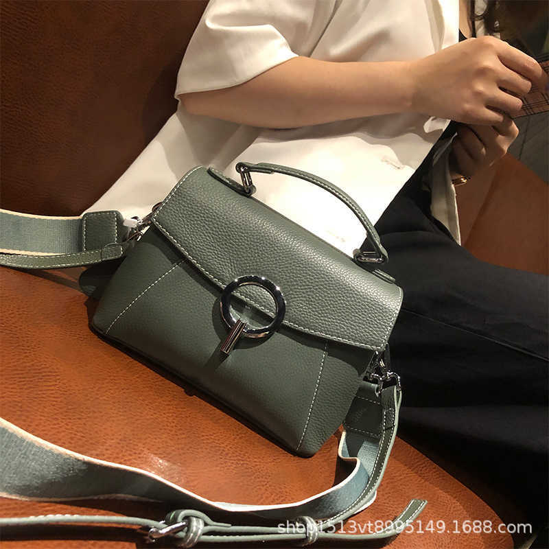 

Women's bag 2021 new fashion Messenger Bag Fashion foreign style high-grade leather one shoulder handbag, White