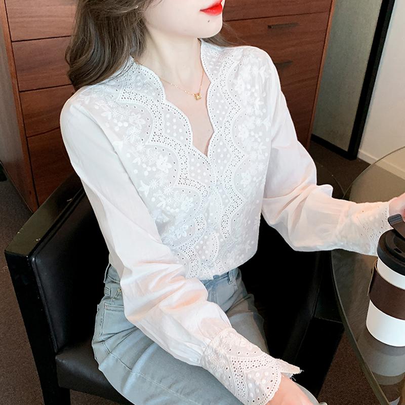 

Women' Blouses & Shirts Spring 2022 Retro Embossed Embroidered Blouse V-neck Single-breasted Hollow Out Tops Long-sleeved Shirt Blusa, Ph