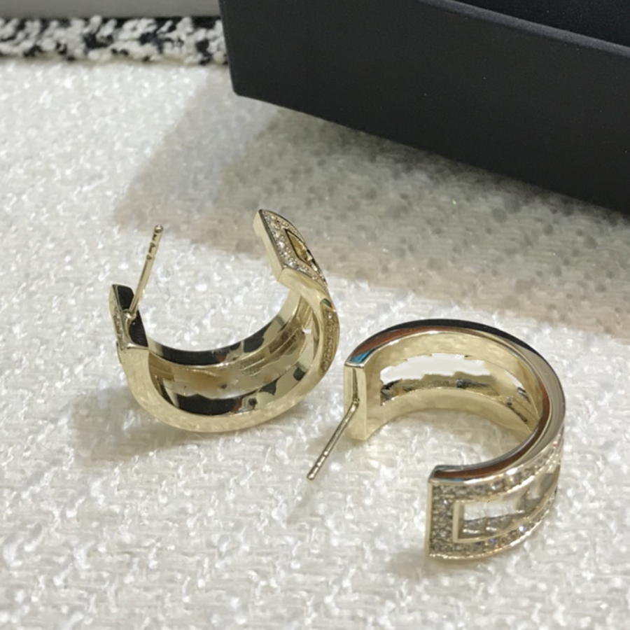 

VIP Luxury Designer Earrings Stud 925 Silver Needle Classic Necklace Bracelet High Quality With Stamp, Golden;silver