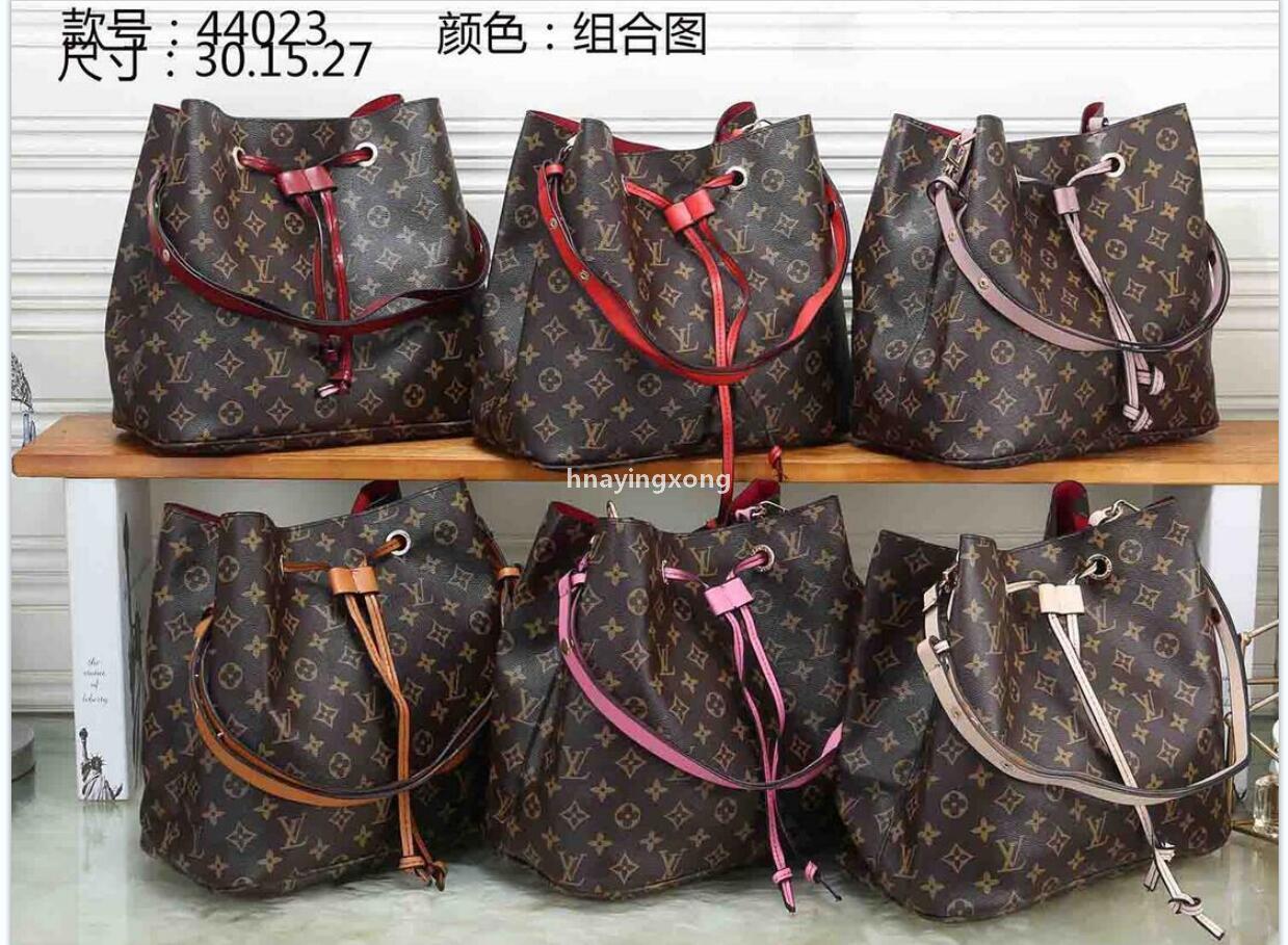 

0444 LV LOUIS 1 VITTON Female bag Women Messenger Bags luxurys designers bags Handbags purses Shoulder Crossbody women Original, Red;black