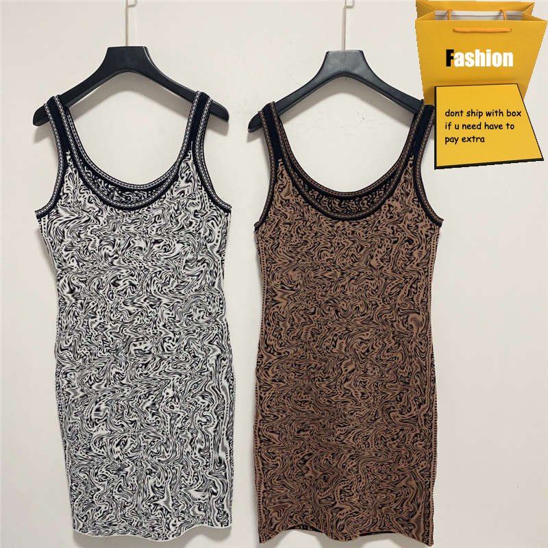Women Dresses 21ss Summer Stylish Letter Embroidery Sling Knit Dress Casual Sexy Style Bouncy Breathable Fabric Ladies Dress