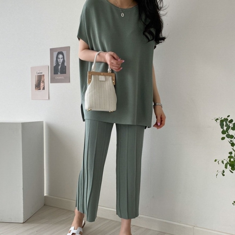 Women&#039;s Two Piece Pants vetement femme 2021 summer loose two piece set women tracksuit crop top +pant Suits Women Outfits ensemble-image-706906455