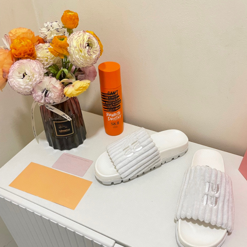 

Designer Women's Towel Slippers 2022 Spring and Summer New Plush Striped Non-slip Home Scuffs, Blue