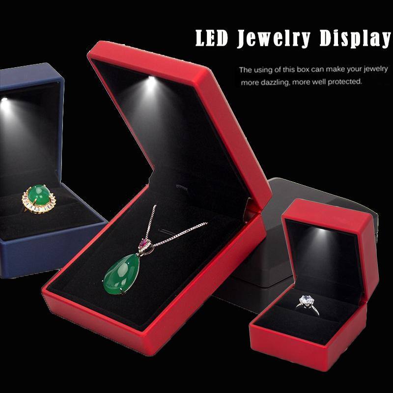 

Jewelry Pouches Bags Velvet LED Box With Light Ring Holder Gift Packaging Marriage Storage Organizer Pendant Earring Display Wedding GiftJew