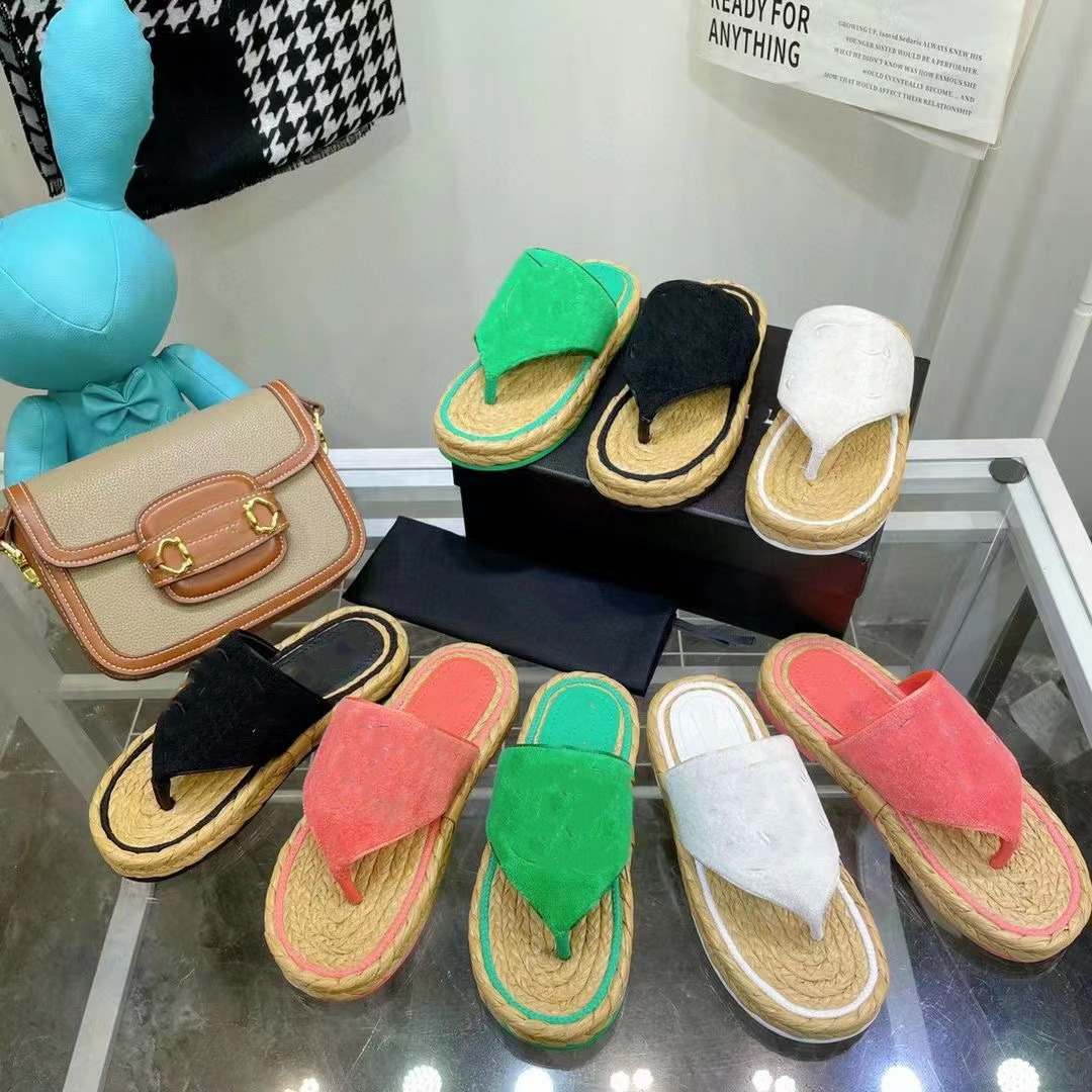 

Top Quality Mens Womans Rubber Slipper Soft Massage Slides Sandals Shoes Slide Summer Beach Outdoor Cool Slippers Fashion Wide Flat Flip Flops With Box Size 36-45 EUR, Dark brown