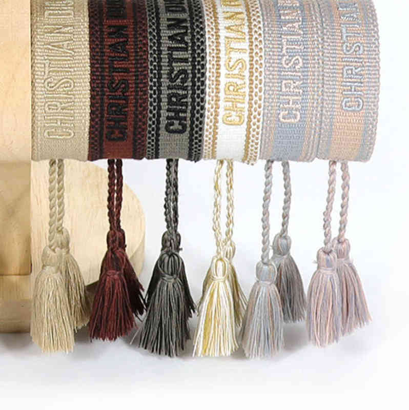 

Luxury Fashion Brand Bracelets Chain Men Embroidered Handmade Woven Signature Tassel Bangle Adjustable Friendship Bangl Holiday