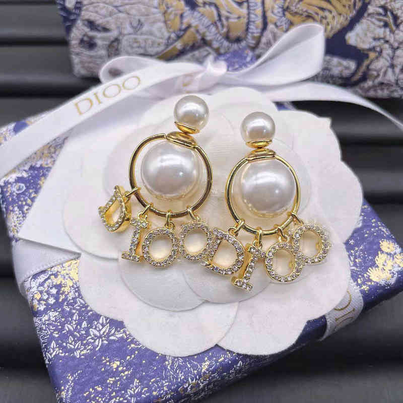 Fine gold letter Earrings 2022 new Red Star pearl earrings-image-782538355