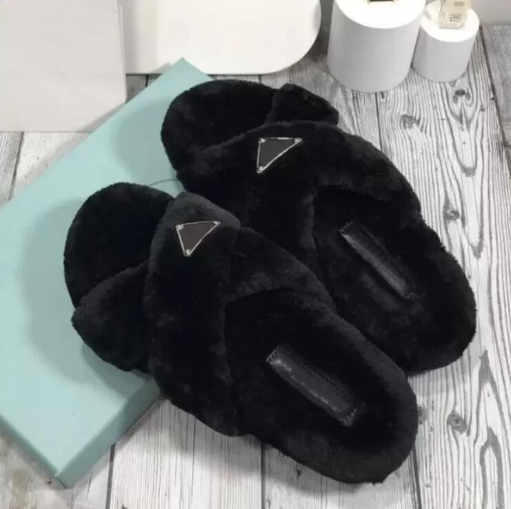 

Designer Platform Heel Lambswool Slides Slipper Women Winter Plush Woolen Scuffs Slippers Flat Heels Cross Strap Home Sandals Luxurys Flip Flops Shoes Size 35-40, Not sold separately