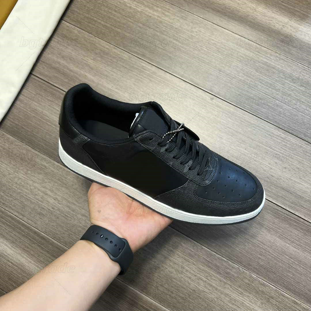 

Mens Canvas Casual Shoes Monograms Letter Low Flat Running Shoes Luxury Flowers Designers Leather Outdoor Sports Sneaker