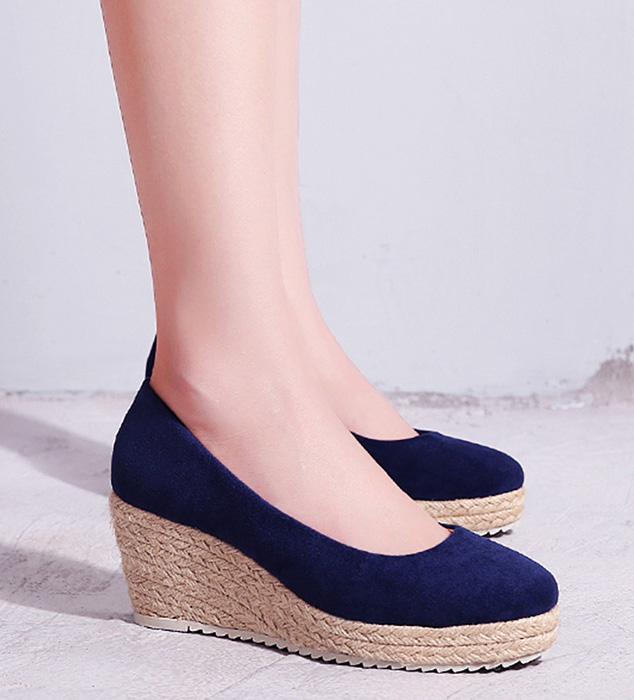 Chaussures habillées Eagsity en daim plate-forme de plate-forme Pumps Femmes High Heel Square Slingback Office Office de fête décontractée