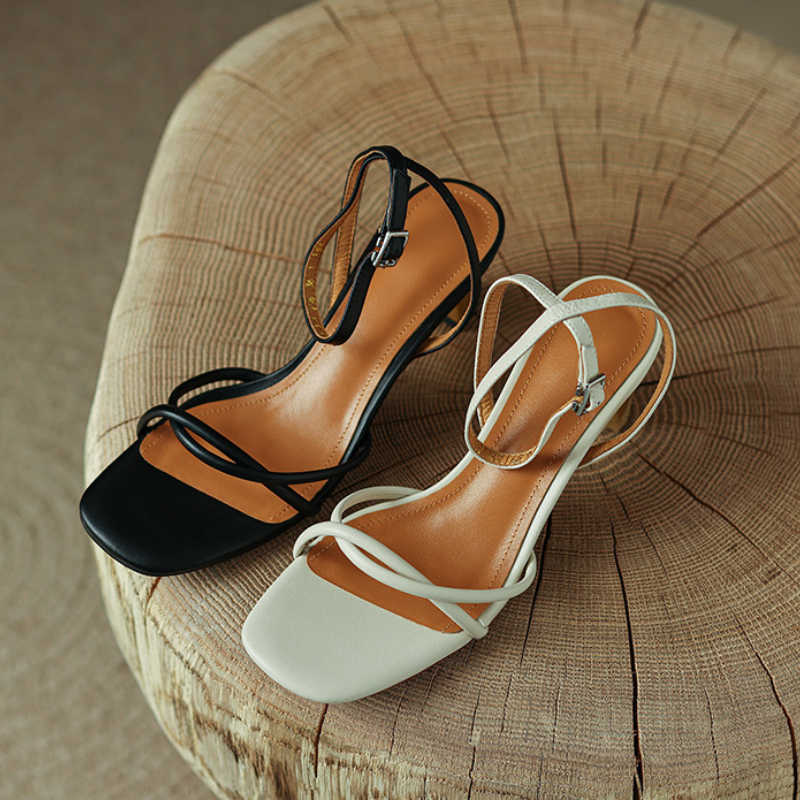 

Top Quality Ladies Classic luxury Casual Sandals Simple style slotted open toe high heels women's summer new versatile comfortable office shoes, Black