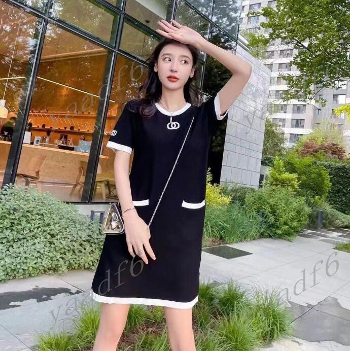 

2022SS Fashion designer high-end women's T-shirt womens t shirt shirts luxury round neck knit C letter embroidery long women's top, White