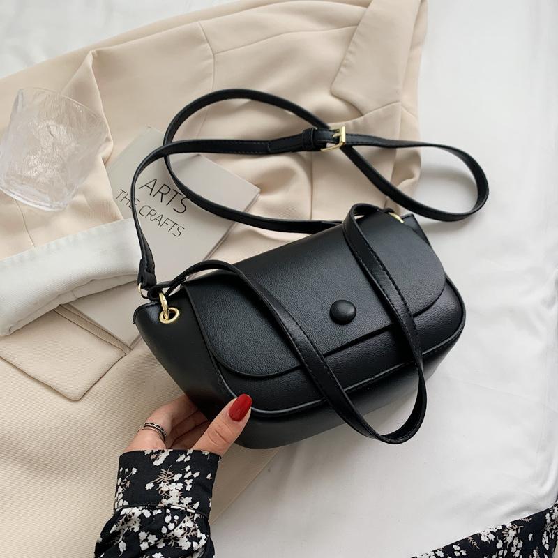 

Evening Bags High Quality Ladies Messenger Bag2022 Female Bag Trendy Fashion One-shoulder Small Square Simple Solid Color Underarm, Black