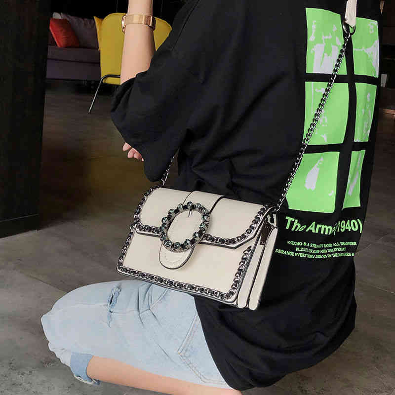 Diamond High Small Bag 2022 Chaîne One épaule Fashion Sacs carrés de messager polyvalent simples Sacs à main rétro pour femmes