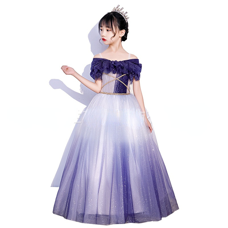 Robes de demoiselle d'honneur bleues encolure dégagée Appliqued perlée longue épaule fille Pageant robes à volants à plusieurs niveaux balayage t