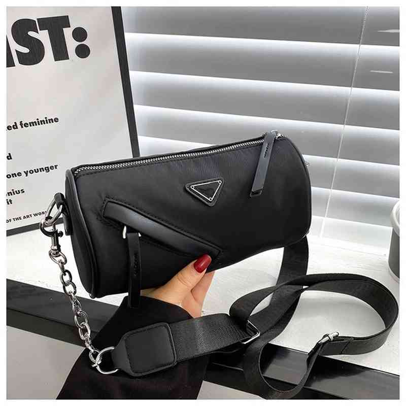 

Purse Nylon cloth bag women's 2022 new trend sling one Shoulder Messenger Bag simple chain wide shoulder belt pillow bag OutletGQSR, Blue