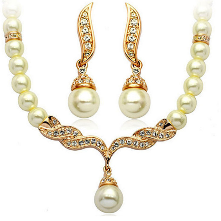 

New Style Elegant Angel Wing Pearl Necklace Necklace Bridal Set Accessories