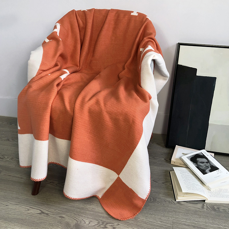 

Cashmere Blanket Color Blocking Air Conditioning Shawl Sofa