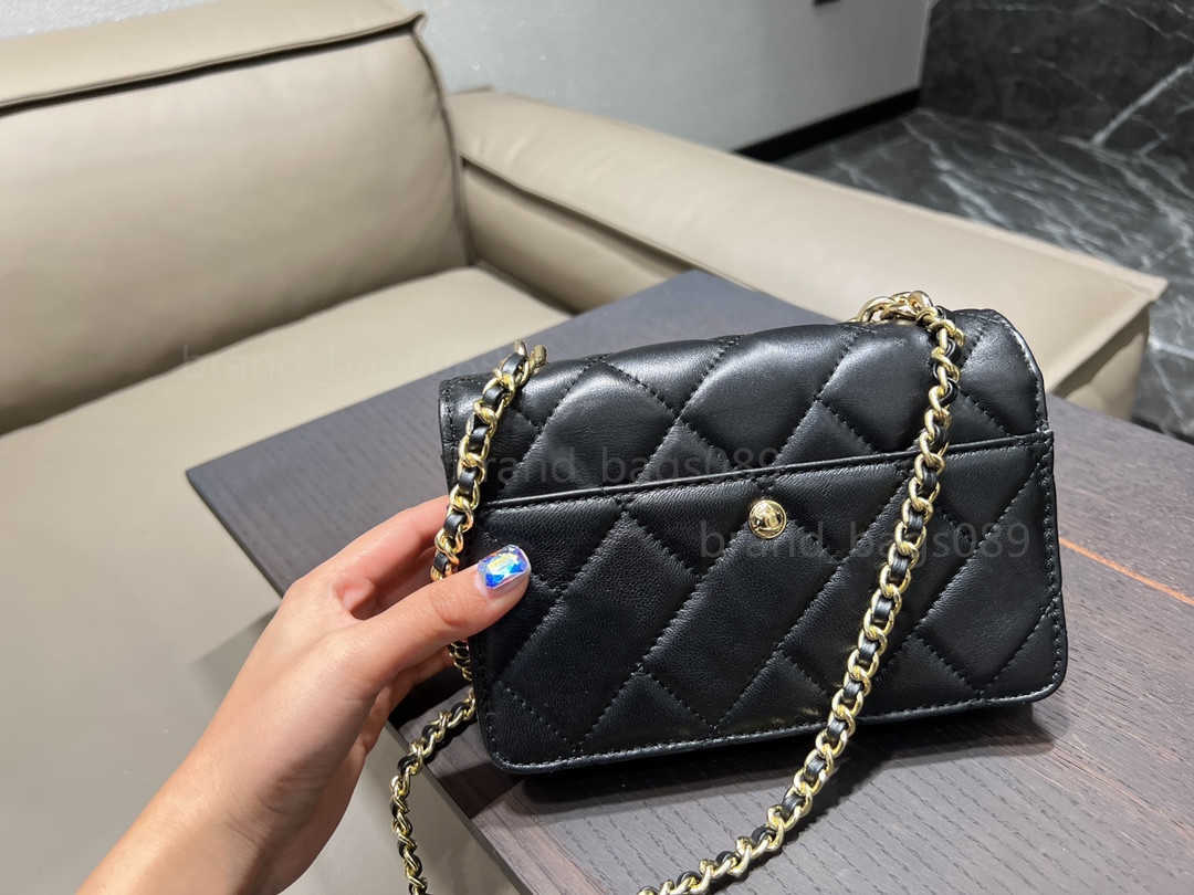 

2022 newest 19 woc mini bag Two-color chain with original hardware purses Wholesale channel cross body bags Designer's change wallet, No box