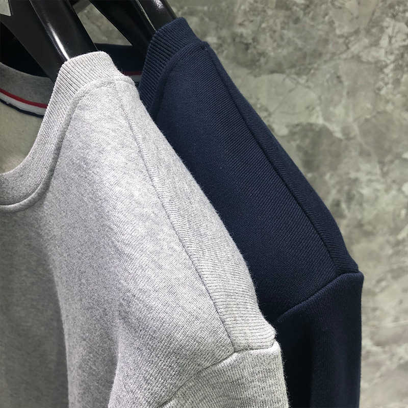 T8ap 2022 Fashion Br Designer Tb-thom Autumn Hoodie Crew Neck Sweater Time Break Men's Korean Version and Winter New Embroidery Pullover Lon