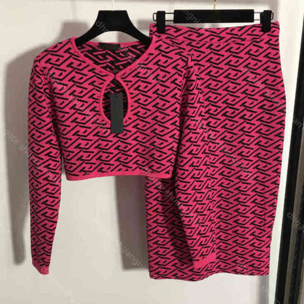 

22ss designer women clothes Two Piece Dress wool knit sweater dresses elastic slim fit skirt sets 5A female Apparel Ve...ce brand logo clothes wholesale a1