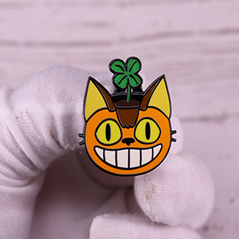 

Cartoon lovely clover cat brooch Interesting cat badge Cute Anime Movies Games Hard Enamel Pins Collect Metal Cartoon Brooch Backpack Hat Bag Collar Lapel Badge, As picture