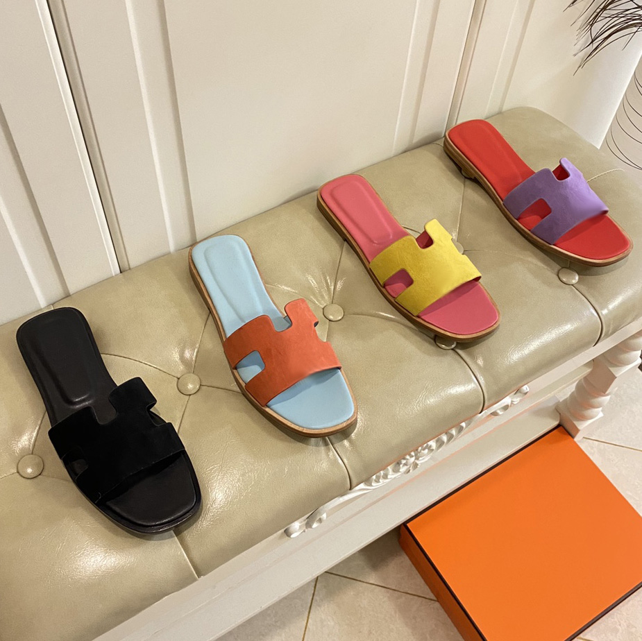 

2022 Designer Woman Sandals Transparent Slippers Classic Beach Slipper Summer Flats Slides Fashion Leather Sandal Crystal Flip Flops