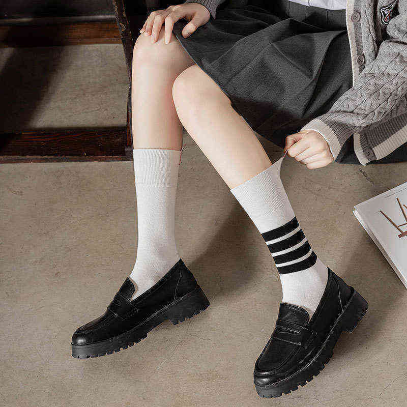 

Tide brand TB four bar grey medium tube cotton socks insjk college style thin calf socks net red JK women's tide socks, Black