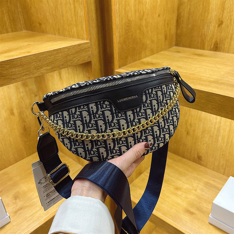 

Luxury Women's Fanny Pack Purse Fashion Leather Waist Bags Shoulder Crossbody Chest Bags Brand Designer Female Belt Bag Hip pack, As pic